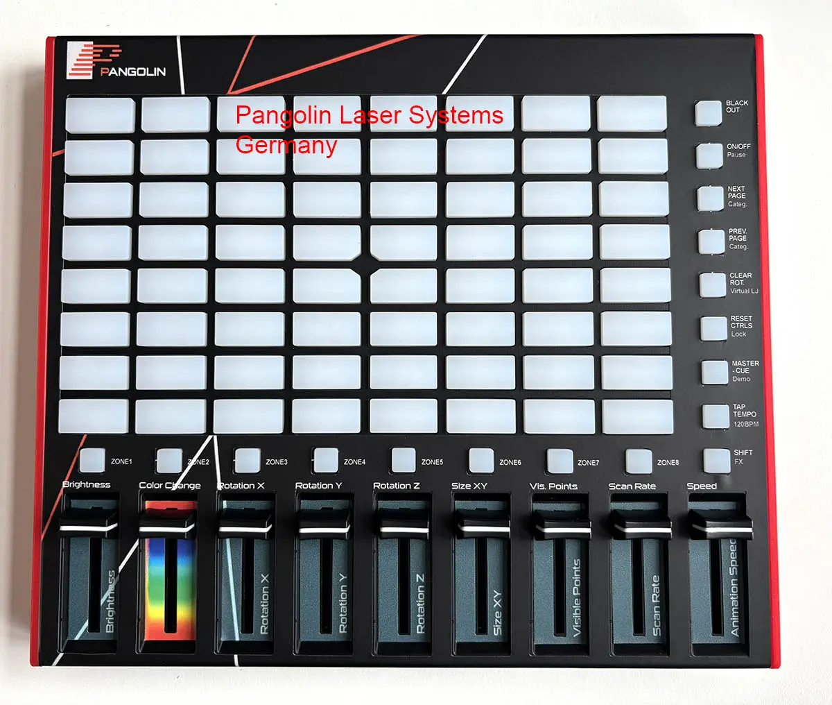 QS-SKIN_on_Akai-APC-Mini_1